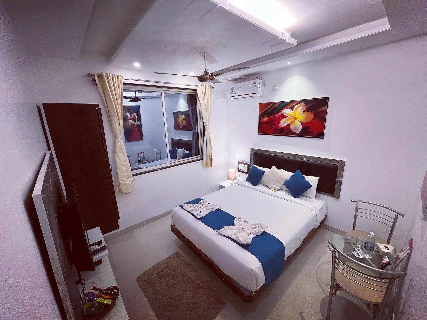 Standard couple room interior